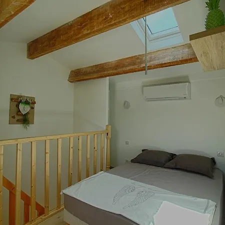 アパート Studio En Duplex Le Prunelle Ii *